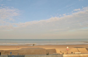  De Strandwandeling  Остенде